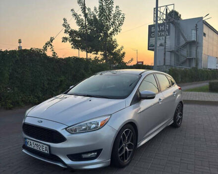 Сірий Форд Фокус, об'ємом двигуна 2 л та пробігом 122 тис. км за 8200 $, фото 4 на Automoto.ua