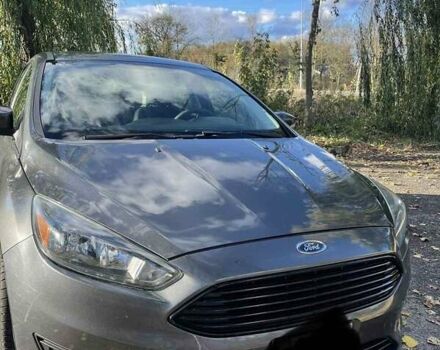 Сірий Форд Фокус, об'ємом двигуна 1 л та пробігом 95 тис. км за 9600 $, фото 3 на Automoto.ua