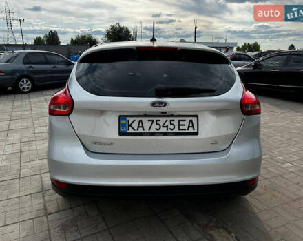 Серый Форд Фокус, объемом двигателя 2 л и пробегом 187 тыс. км за 7999 $, фото 5 на Automoto.ua
