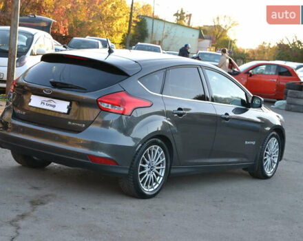Форд Фокус 2016 в Луцке на Automoto.ua Серый Форд Фокус, объемом двигателя 0 л и пробегом 100 тыс. км за 6999 $, фото 6 на Automoto.ua