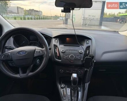 Серый Форд Фокус, объемом двигателя 2 л и пробегом 158 тыс. км за 7400 $, фото 9 на Automoto.ua