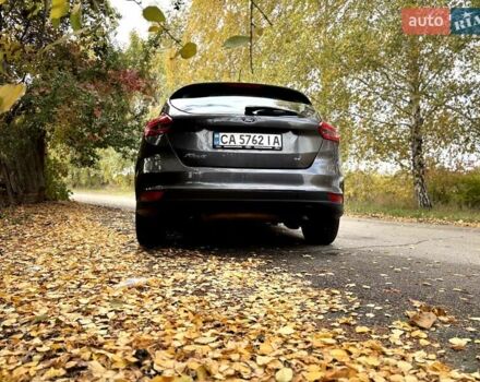 Серый Форд Фокус, объемом двигателя 2 л и пробегом 225 тыс. км за 8200 $, фото 4 на Automoto.ua