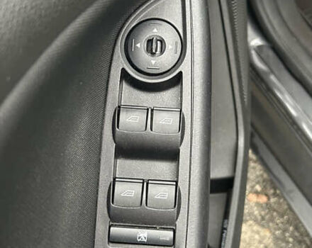 Сірий Форд Фокус, об'ємом двигуна 2 л та пробігом 163 тис. км за 8500 $, фото 32 на Automoto.ua