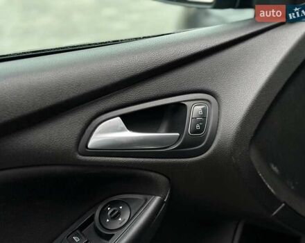 Серый Форд Фокус, объемом двигателя 2 л и пробегом 264 тыс. км за 7500 $, фото 19 на Automoto.ua