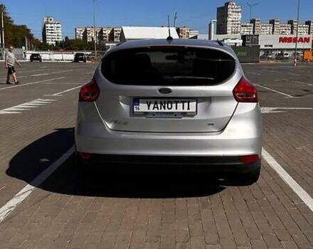 Сірий Форд Фокус, об'ємом двигуна 2 л та пробігом 162 тис. км за 8500 $, фото 1 на Automoto.ua