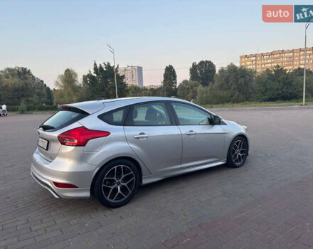 Сірий Форд Фокус, об'ємом двигуна 2 л та пробігом 122 тис. км за 8200 $, фото 2 на Automoto.ua