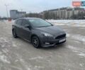 Сірий Форд Фокус, об'ємом двигуна 2 л та пробігом 122 тис. км за 7999 $, фото 1 на Automoto.ua