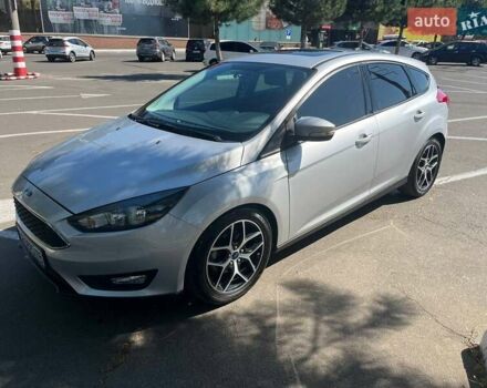Сірий Форд Фокус, об'ємом двигуна 2 л та пробігом 61 тис. км за 10000 $, фото 2 на Automoto.ua