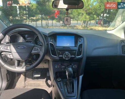 Сірий Форд Фокус, об'ємом двигуна 2 л та пробігом 61 тис. км за 10000 $, фото 18 на Automoto.ua