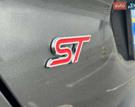 Серый Форд Фокус, объемом двигателя 2 л и пробегом 257 тыс. км за 12800 $, фото 16 на Automoto.ua