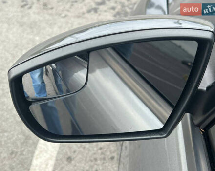 Серый Форд Фокус, объемом двигателя 2 л и пробегом 257 тыс. км за 12800 $, фото 11 на Automoto.ua