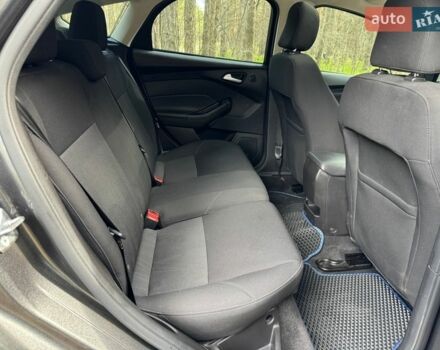 Серый Форд Фокус, объемом двигателя 2 л и пробегом 110 тыс. км за 10700 $, фото 15 на Automoto.ua