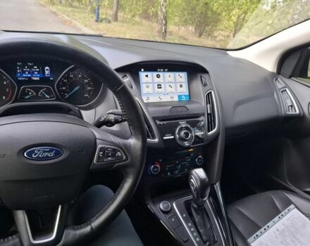 Серый Форд Фокус, объемом двигателя 2 л и пробегом 165 тыс. км за 9500 $, фото 6 на Automoto.ua