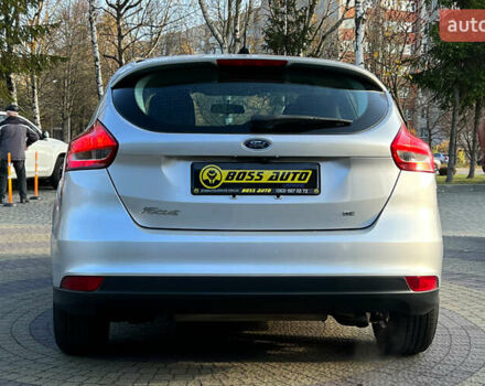 Серый Форд Фокус, объемом двигателя 2 л и пробегом 175 тыс. км за 8900 $, фото 5 на Automoto.ua