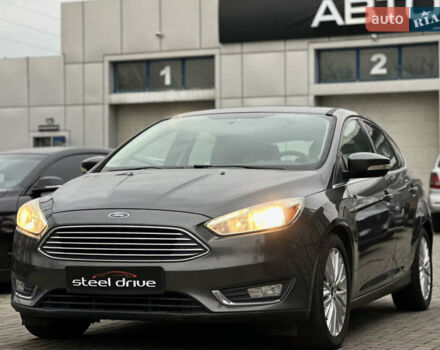 Сірий Форд Фокус, об'ємом двигуна 2 л та пробігом 223 тис. км за 9499 $, фото 1 на Automoto.ua