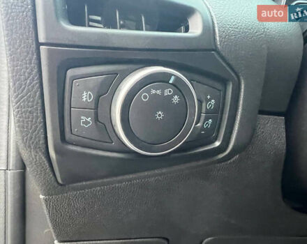 Серый Форд Фокус, объемом двигателя 2 л и пробегом 257 тыс. км за 12800 $, фото 42 на Automoto.ua