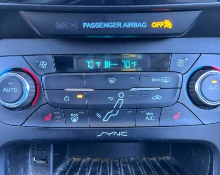 Серый Форд Фокус, объемом двигателя 2 л и пробегом 58 тыс. км за 900 $, фото 6 на Automoto.ua