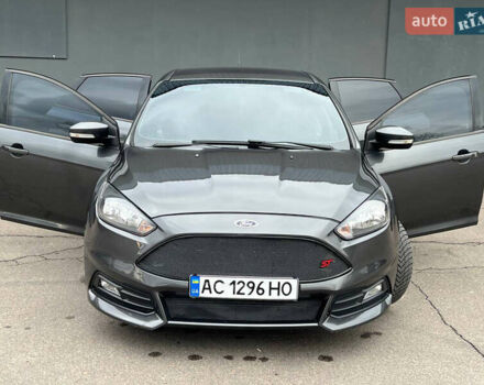 Серый Форд Фокус, объемом двигателя 2 л и пробегом 257 тыс. км за 12800 $, фото 56 на Automoto.ua