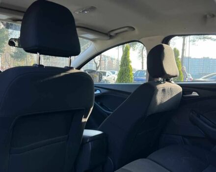 Сірий Форд Фокус, об'ємом двигуна 2 л та пробігом 175 тис. км за 8900 $, фото 21 на Automoto.ua