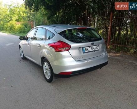 Сірий Форд Фокус, об'ємом двигуна 2 л та пробігом 200 тис. км за 7999 $, фото 31 на Automoto.ua