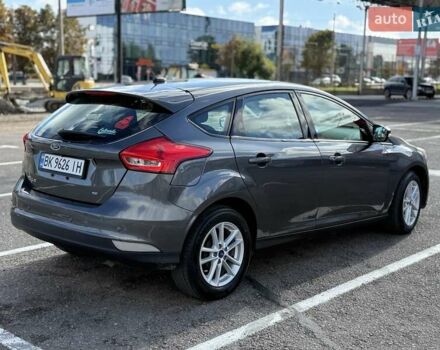 Серый Форд Фокус, объемом двигателя 2 л и пробегом 188 тыс. км за 8200 $, фото 2 на Automoto.ua