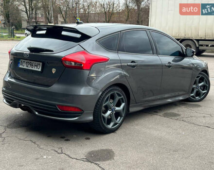 Серый Форд Фокус, объемом двигателя 2 л и пробегом 257 тыс. км за 12800 $, фото 6 на Automoto.ua