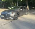 Сірий Форд Фокус, об'ємом двигуна 2 л та пробігом 219 тис. км за 8200 $, фото 2 на Automoto.ua