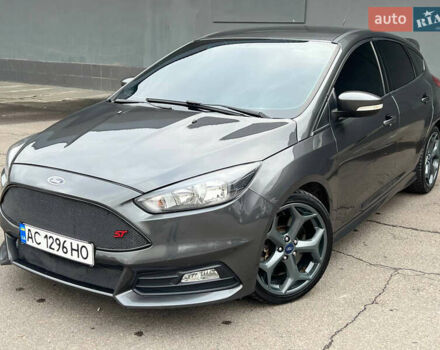 Серый Форд Фокус, объемом двигателя 2 л и пробегом 257 тыс. км за 12800 $, фото 1 на Automoto.ua