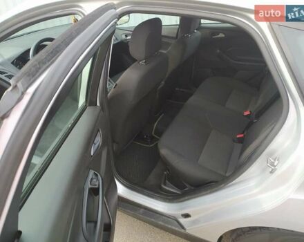 Сірий Форд Фокус, об'ємом двигуна 2 л та пробігом 206 тис. км за 7600 $, фото 4 на Automoto.ua