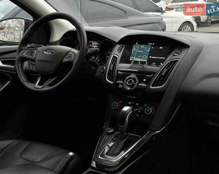 Сірий Форд Фокус, об'ємом двигуна 2 л та пробігом 223 тис. км за 9499 $, фото 7 на Automoto.ua