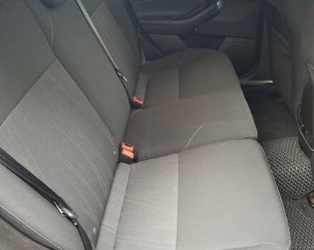 Серый Форд Фокус, объемом двигателя 2 л и пробегом 78 тыс. км за 9000 $, фото 16 на Automoto.ua