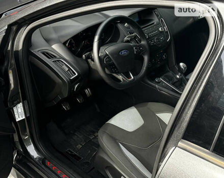 Сірий Форд Фокус, об'ємом двигуна 2 л та пробігом 123 тис. км за 10499 $, фото 61 на Automoto.ua