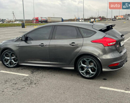 Серый Форд Фокус, объемом двигателя 2 л и пробегом 257 тыс. км за 12800 $, фото 13 на Automoto.ua