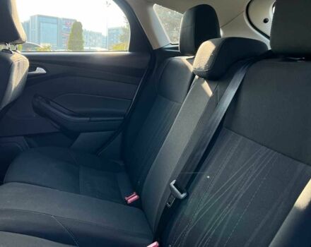 Сірий Форд Фокус, об'ємом двигуна 2 л та пробігом 175 тис. км за 8900 $, фото 22 на Automoto.ua