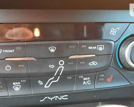 Серый Форд Фокус, объемом двигателя 1.5 л и пробегом 90 тыс. км за 12500 $, фото 1 на Automoto.ua