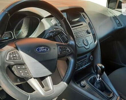 Серый Форд Фокус, объемом двигателя 1.5 л и пробегом 90 тыс. км за 12500 $, фото 2 на Automoto.ua
