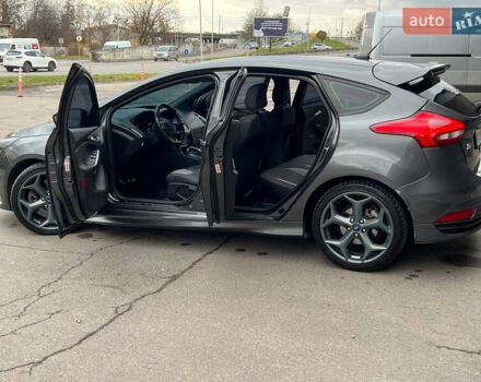 Серый Форд Фокус, объемом двигателя 2 л и пробегом 257 тыс. км за 12800 $, фото 63 на Automoto.ua