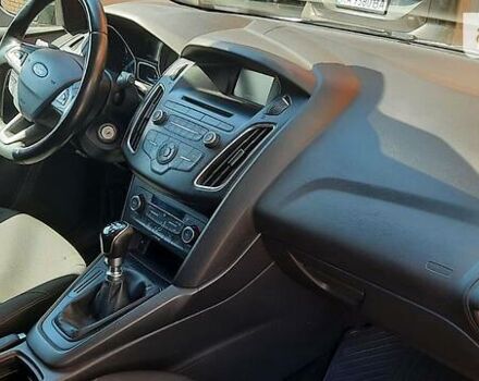 Серый Форд Фокус, объемом двигателя 1.5 л и пробегом 90 тыс. км за 12500 $, фото 4 на Automoto.ua