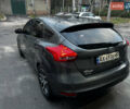 Сірий Форд Фокус, об'ємом двигуна 2 л та пробігом 117 тис. км за 9500 $, фото 4 на Automoto.ua