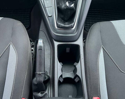 Серый Форд Фокус, объемом двигателя 2 л и пробегом 257 тыс. км за 12800 $, фото 24 на Automoto.ua