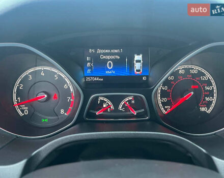 Серый Форд Фокус, объемом двигателя 2 л и пробегом 257 тыс. км за 12800 $, фото 66 на Automoto.ua