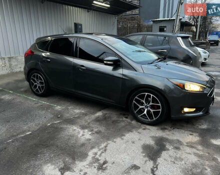 Сірий Форд Фокус, об'ємом двигуна 2 л та пробігом 117 тис. км за 9500 $, фото 2 на Automoto.ua