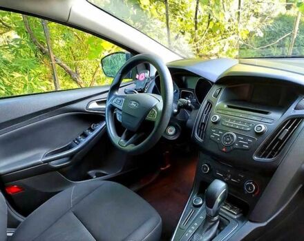 Серый Форд Фокус, объемом двигателя 2 л и пробегом 176 тыс. км за 7900 $, фото 7 на Automoto.ua