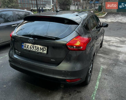 Сірий Форд Фокус, об'ємом двигуна 2 л та пробігом 117 тис. км за 9500 $, фото 3 на Automoto.ua