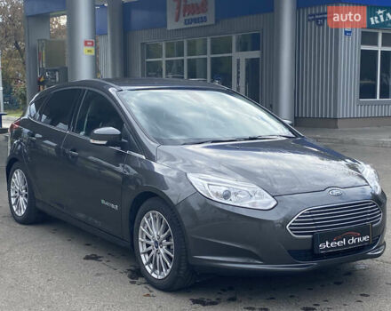 Серый Форд Фокус, объемом двигателя 0 л и пробегом 85 тыс. км за 8899 $, фото 5 на Automoto.ua