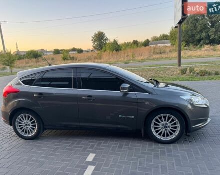 Сірий Форд Фокус, об'ємом двигуна 0 л та пробігом 151 тис. км за 9450 $, фото 4 на Automoto.ua