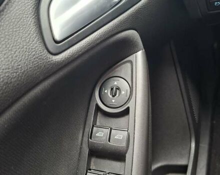 Серый Форд Фокус, объемом двигателя 2 л и пробегом 78 тыс. км за 9000 $, фото 6 на Automoto.ua