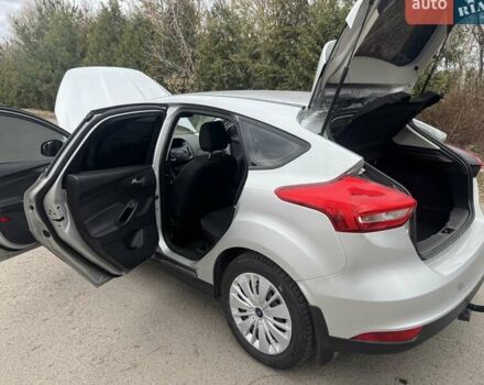 Сірий Форд Фокус, об'ємом двигуна 1.6 л та пробігом 98 тис. км за 8850 $, фото 19 на Automoto.ua