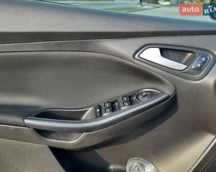 Серый Форд Фокус, объемом двигателя 2 л и пробегом 144 тыс. км за 8300 $, фото 20 на Automoto.ua