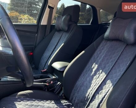 Сірий Форд Фокус, об'ємом двигуна 2 л та пробігом 110 тис. км за 10850 $, фото 8 на Automoto.ua